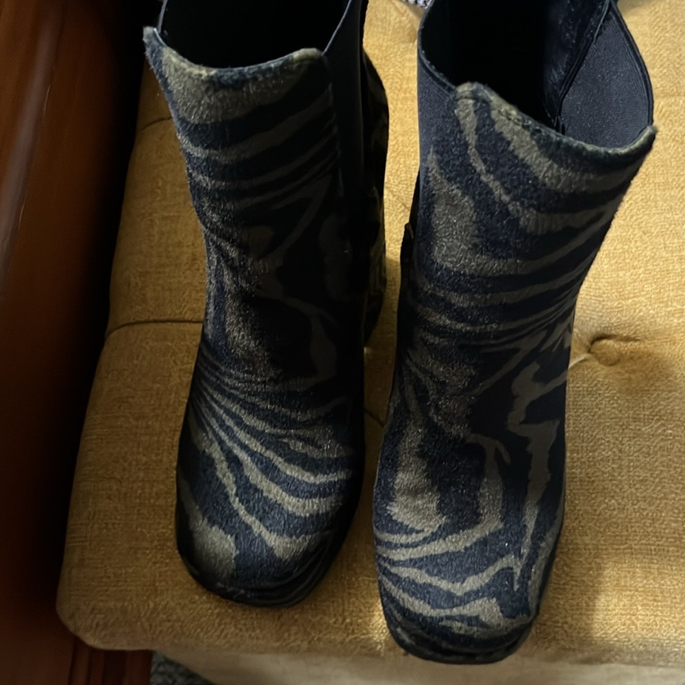 Jessica Simpson animal print boots